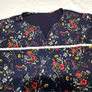 Floral V-Neck Blouse